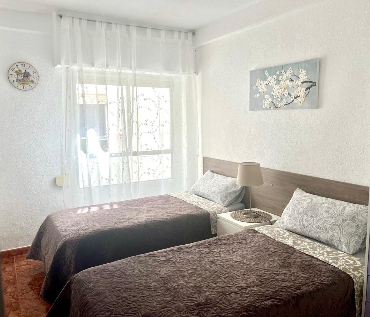 Comfortable Apartment With Wi-Fi Alicante Eksteriør billede